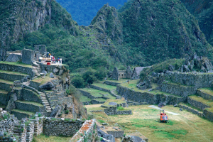 Noticias | Los Jaivas presentan documental Alturas de Macchu Picchu al aire libre en versión remasterizada