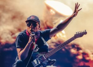 LollaRL | Tom Morello: La leyenda del rock e hijo adoptivo de Chile que convirtió Lollapalooza en una trinchera de rock y resistencia