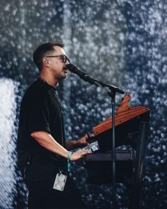 LollaRL | El rock nacional que abrió con fuerza la jornada inaugural del festival Lollapalooza