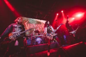 Review | Violator arrasó con Santiago