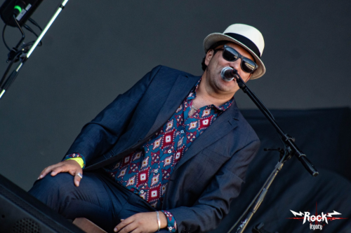 3CF33794-F2D7-4BF2-B4FF-8B7B9522FB69