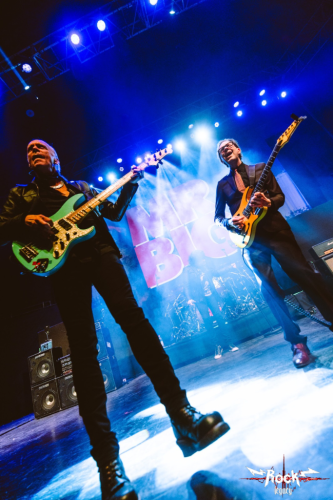 4AB9374D-5697-4CBA-9BB9-557225CFA391