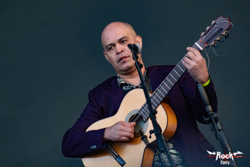 4D25654D-A3B1-408B-9260-BFCF93E45E92