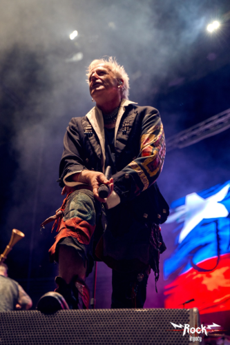 61907246-3376-4142-AF02-B7E4127B0901