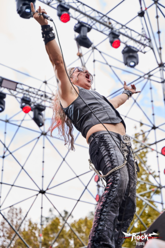 6211A643-40FC-4D4A-B34A-5C064A6D3924