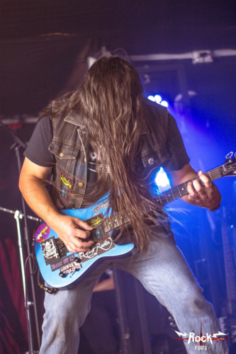 868D7ECF-5F1E-428B-9163-F685E7EBCACA