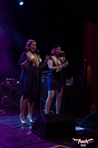 DB843711-127F-4B6E-AB4F-37BF9BBBA4E3