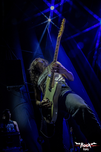 LOGO-HORIZONTAL.zip-7 (1)