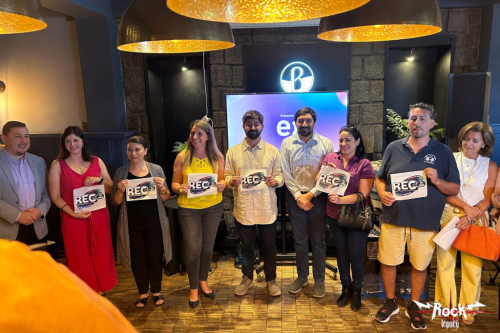 LOGO-VERTICAL-8 (1) (1) (1) (1) (1) (1)