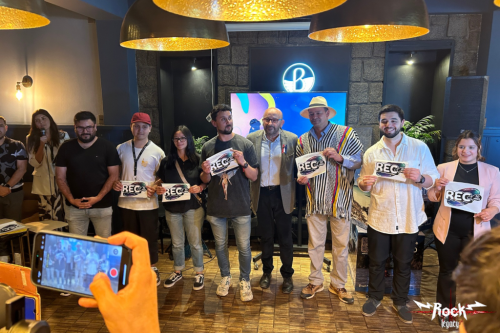 LOGO-VERTICAL-9 (1) (1) (1) (1) (1) (1)