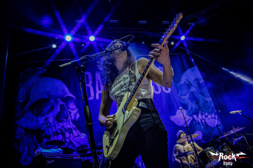 LOGO-VERTICAL.zip-10 (1)