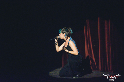 LOGO-VERTICAL.zip-6 (1)