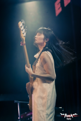 Logo-vertical-7 (1) (1)